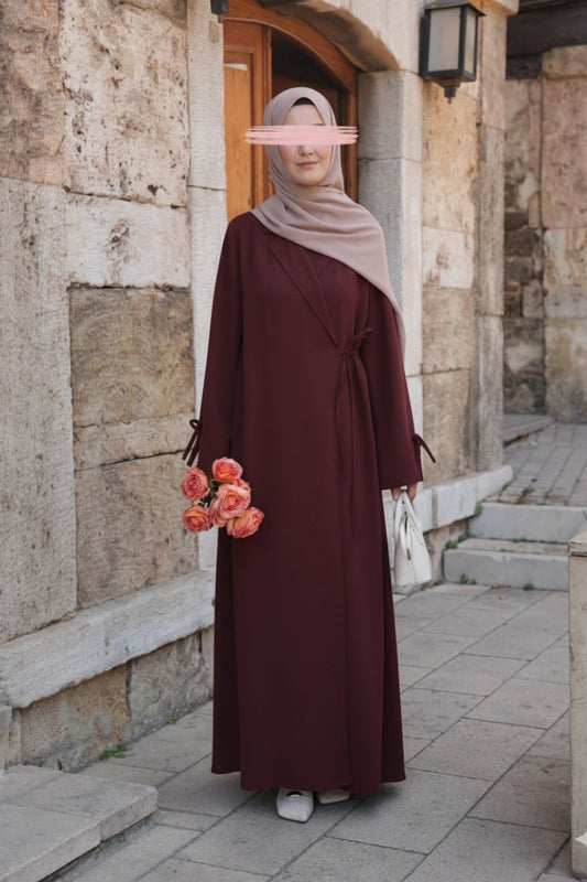 Abaya Cache-Cœur à Nœuds