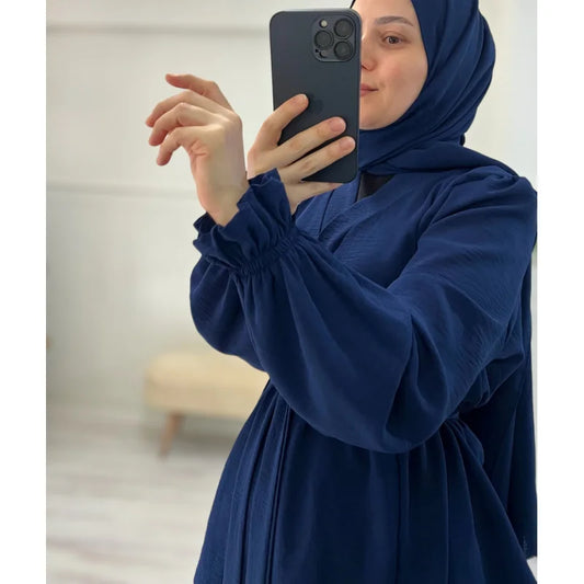 Ensemble Mervay – Élégance en Crêpe Ayrobin