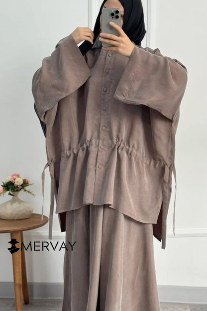 Ensemble Satiné à Cordon – Élégance et Fluidité