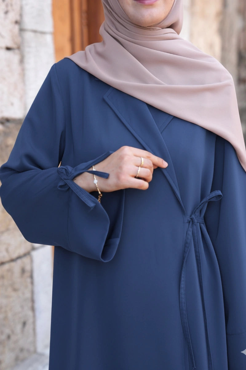 Abaya Cache-Cœur à Nœuds