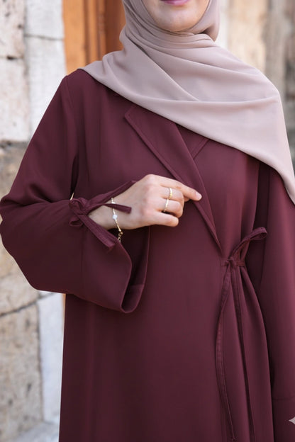 Abaya Cache-Cœur à Nœuds