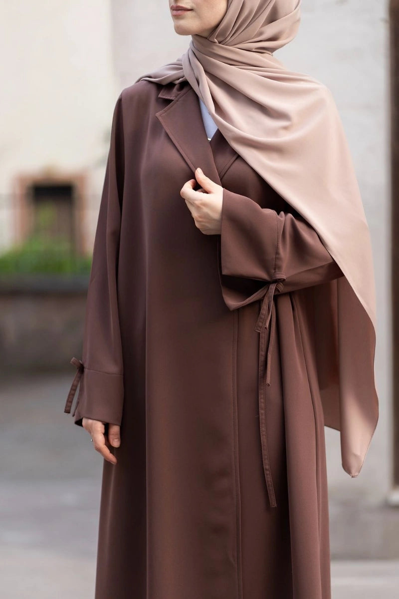 Abaya Cache-Cœur à Nœuds