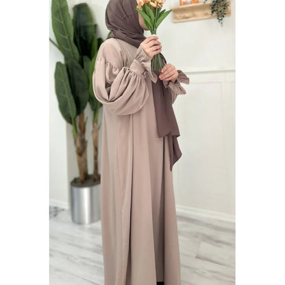 Abaya Mervay – Tissu Crêpe Adrina de Qualité