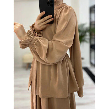 Ensemble Mervay – Élégance en Crêpe Ayrobin