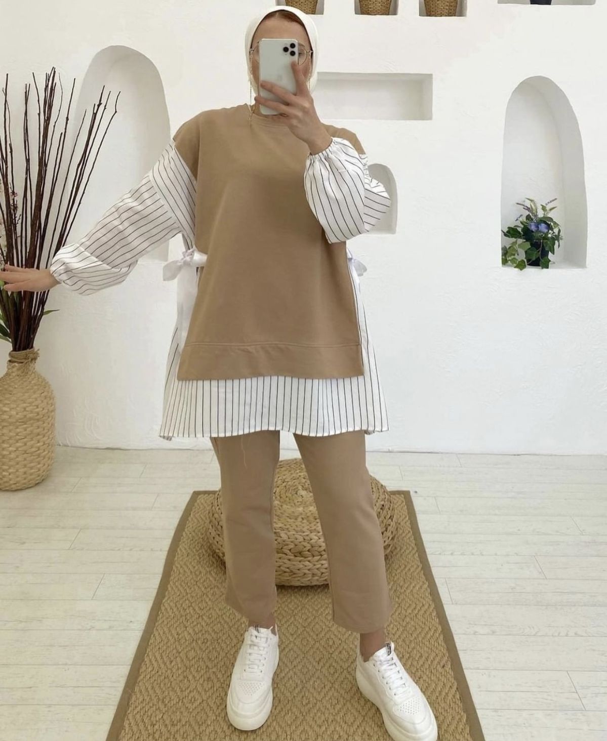 Ensemble Rayé – Élégance Moderne et Confort