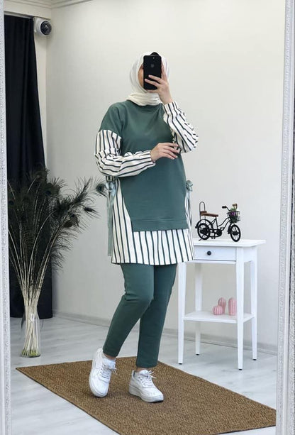 Ensemble Rayé – Élégance Moderne et Confort