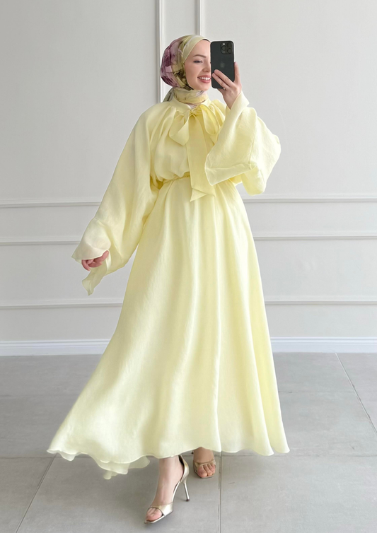 Robe mervay avec décolleté